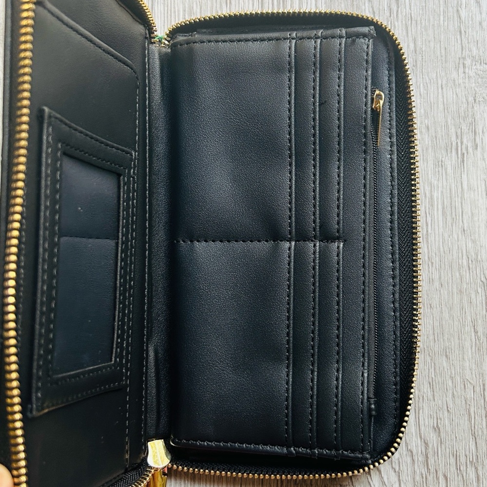 🍒 Betsey Johnson Cherry Embroidered Wallet NWT - Picture 7 of 10